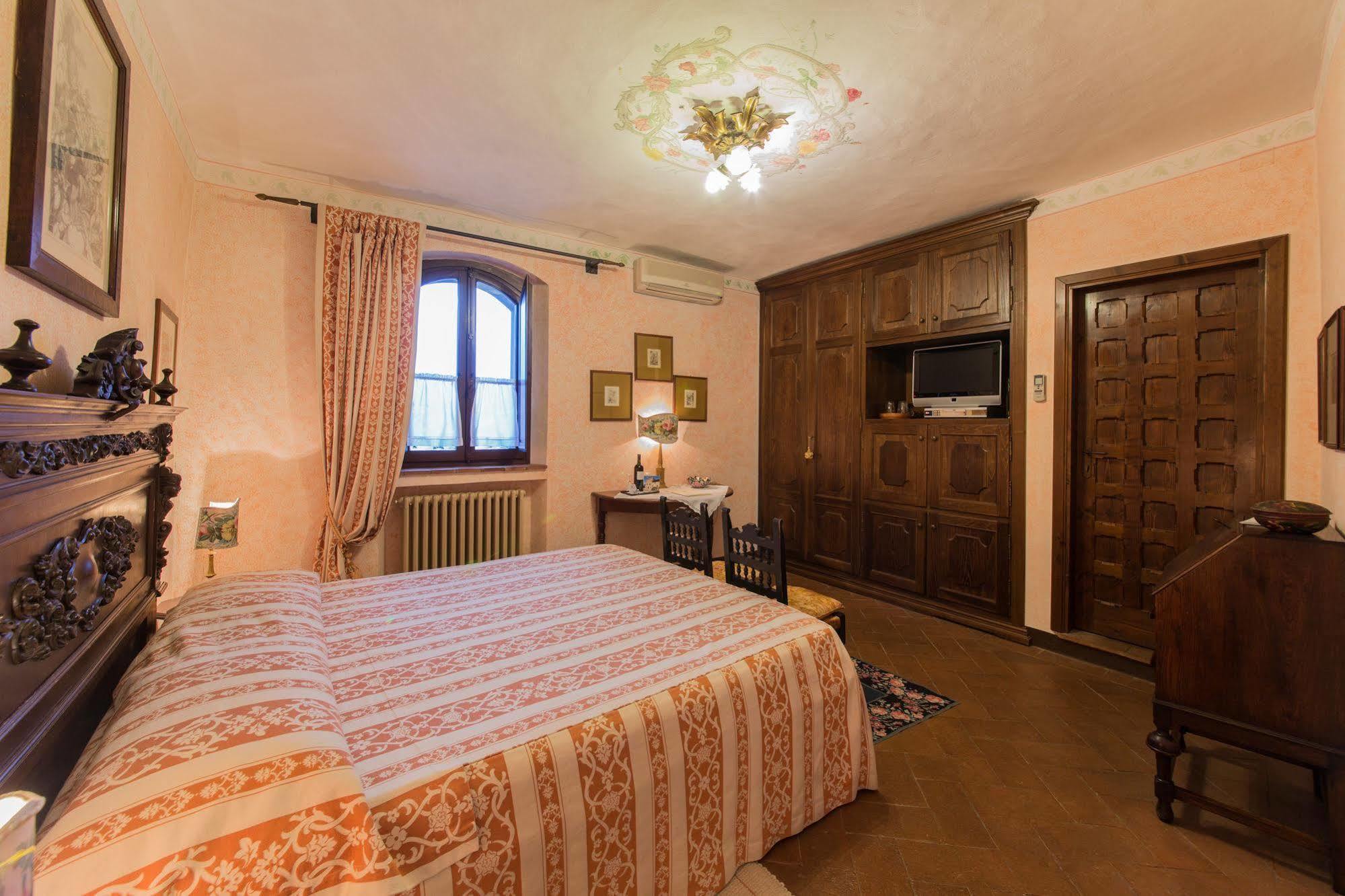 Castelletto Di Montebenichi Aparthotel Monte Benichi Luaran gambar